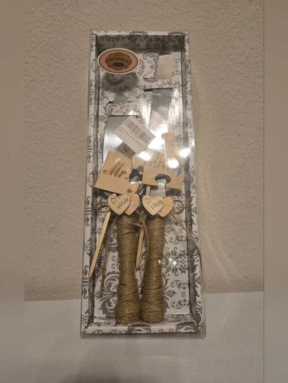 Wedding Cake Server Set with Twine-Wrapped Handles Mr. & Mrs- Beige & Natural